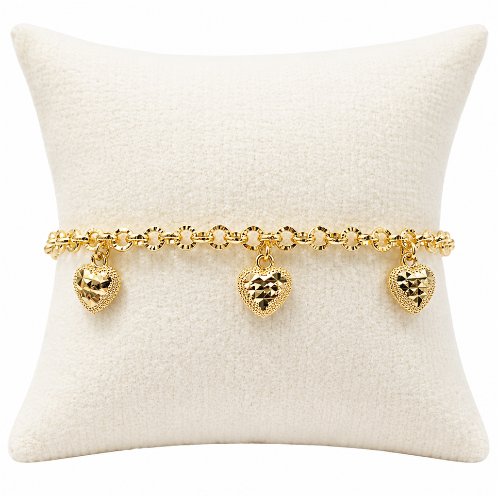 Rosalie Heart Bracelet | Oro Laminado Heart Charm Bracelet