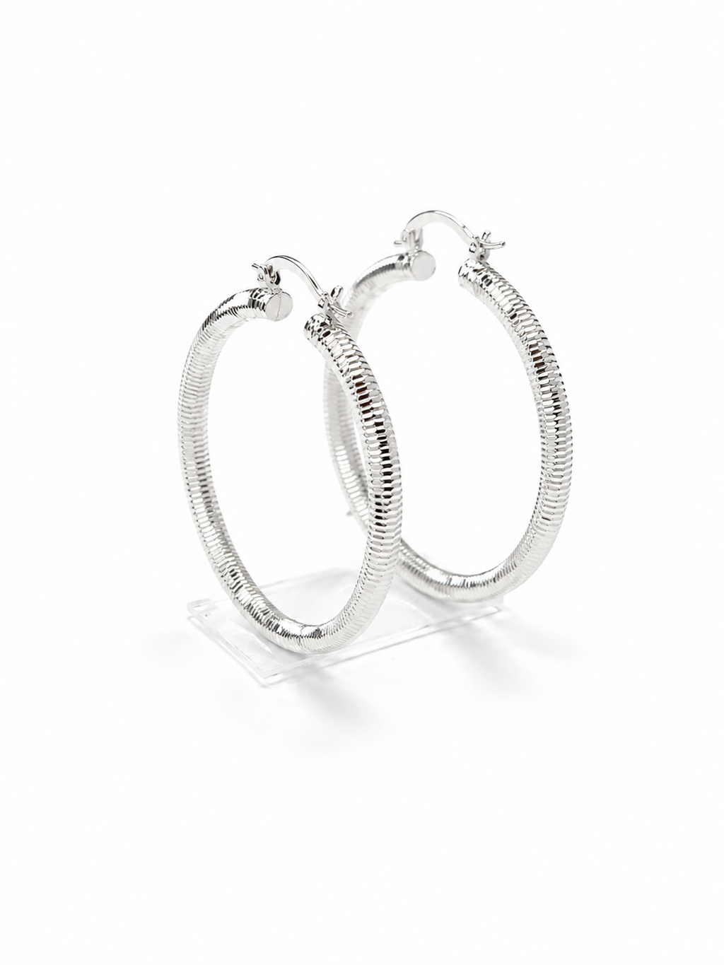 Aspen Ribbed Hoop Earrings – White Oro Laminado