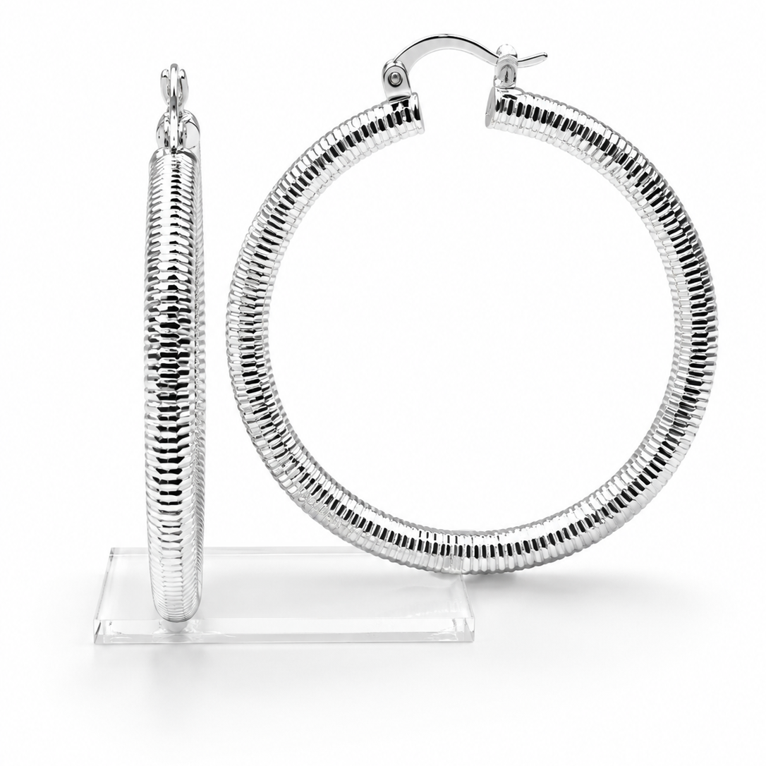 Aspen Ribbed Hoop Earrings – White Oro Laminado