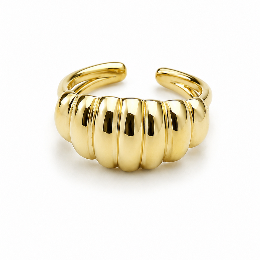 Solara Ribbed Adjustable Ring