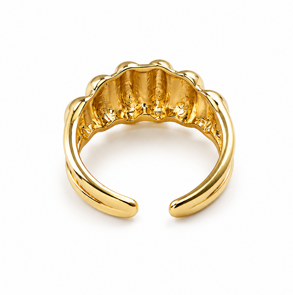 Solara Ribbed Adjustable Ring
